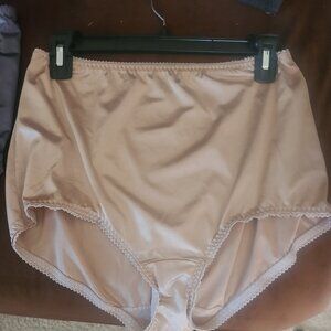 Vanity Fair Perfectly Yours Lace Brief Panties 2XL Beige 13001